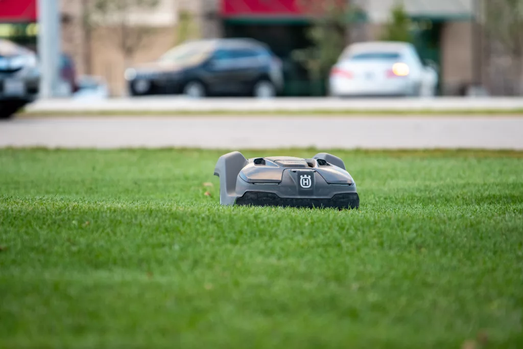 Huntley Illinois Usa 08 28 2019 Husqvarna Automower Robotic Lawn